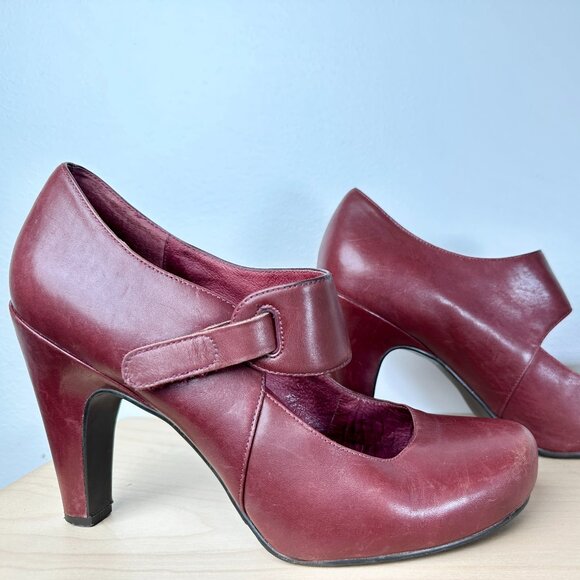Tsubo Caia Leather High Heel Mary Janes Sangria Red Velcro Strap Sz 10 US 41 EU - Picture 3 of 12